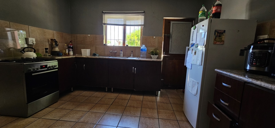 18 Bedroom Property for Sale in Hopefield Western Cape